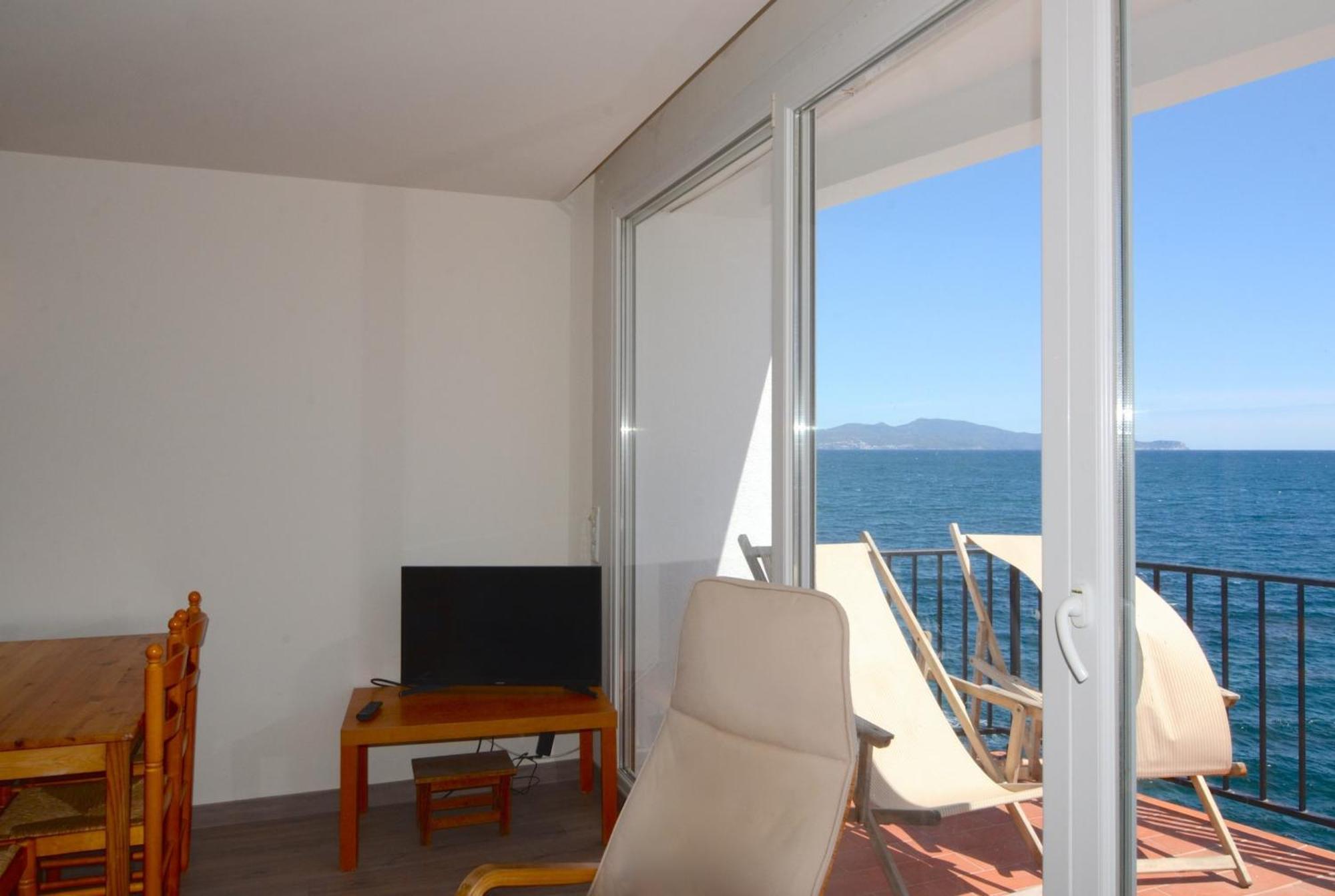 Apartamentos LA TIMPA L' Escala Exterior foto